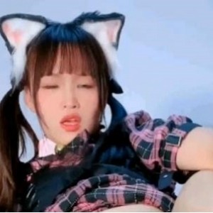 猫系少女《恶魔尾巴》极限36cm直入神秘处