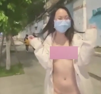 【重磅社保姬浮力】揭秘字母圈内甜美女孩，户外有尺度穿搭，惹得路人双眼放光[1V+1.02GB]