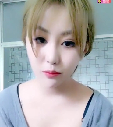 黄色短发小姐姐1v459.81MB百度云