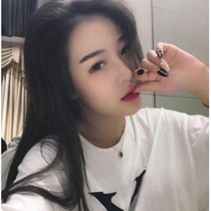 抖音网红女神杜雨含下水作品合集，十张照片展现优美身姿