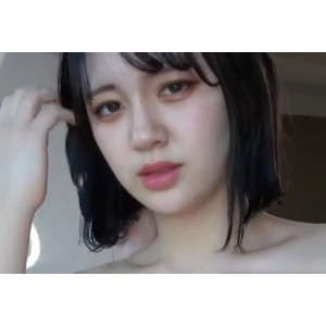 微胖女孩，不妨下载观看她的视频，感受一下她独特的魅力！1V970M