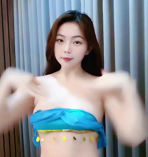 清野知名舞主最新舞蹈视频大放送！[19V1.8G]精剪舞蹈，福利姬舞姿惊艳，弹幕热议纣王