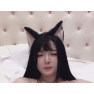 Raku落落COS福利作品合集，包含13g视频，新增8套，百度收藏433，尽享精彩内容！