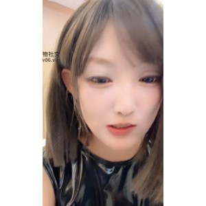 转载搬运玩物直播官方原版aiu最新合集1V600M，酒店偷吃前男友