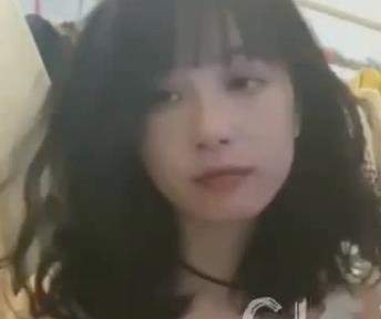 大学生福利姬ShyVia最新合集57V2.2G，宿舍自拍