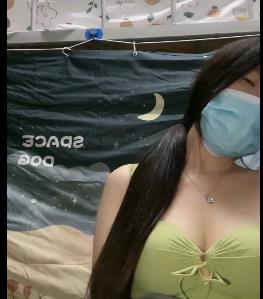 真实研究生教室拉丝丝袜王丽最新合集8V2.7G，身材诱惑