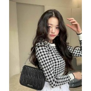 东北美女直播合集82社区Lisa性感舞蹈187V7.9G，黑色蕾丝诱惑