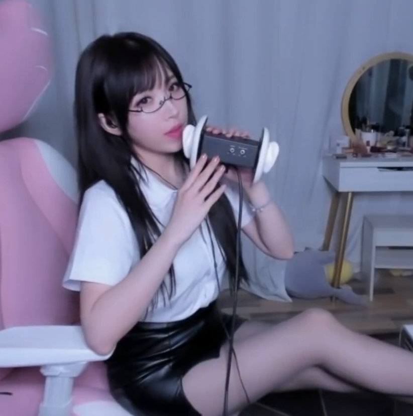 斗鱼小女巫作品合集37.4G补，尺度适中，收藏推荐