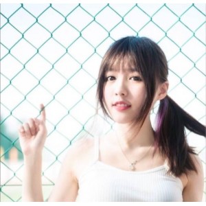 超级网萌妹纸小妲己最新合集27V387M，稚嫩童颜与诱惑服装结合