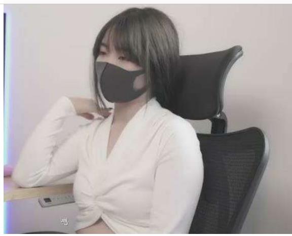 美少女私拍你的小秋秋最新合集3V337M，黑色性感吊带