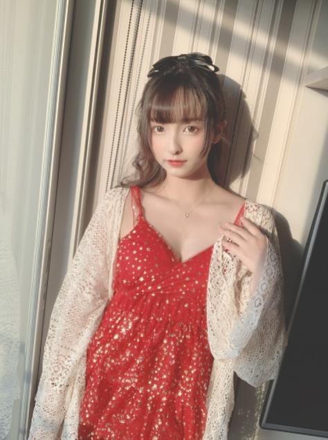 微博鱼鱼喵高级女神珍贵合集34套1.5G，时尚成熟气质型妹子