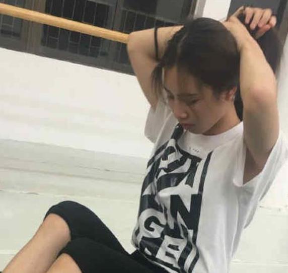 推特华裔大学萌妹素人合集11.2G太清纯了