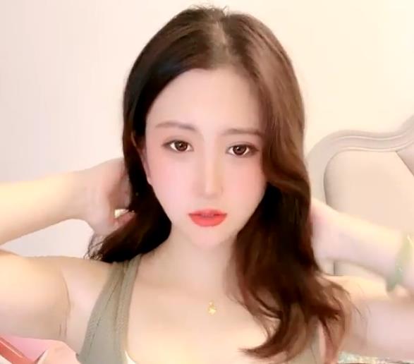 快手琪琪热辣自娱自乐视频2部1.6G