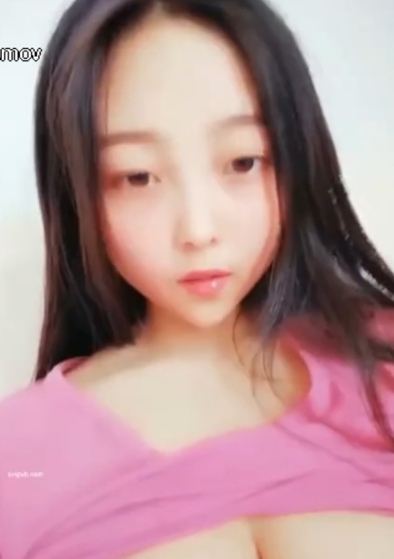 私拍周善良大罩杯三人合集快手热舞3v2