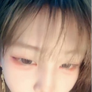 私藏会校花妹子富豪密境65v23.8G热辣实录