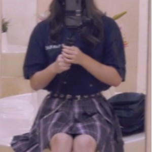 自拍镜前双响解压包1+50mb超意外