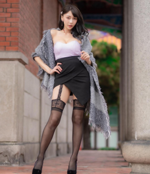 微博热舞街拍丝足全系列233套33G珍藏版绝伦典藏