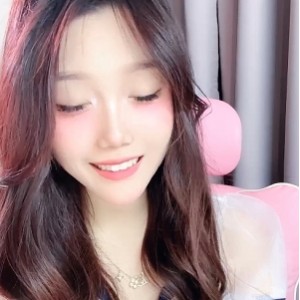 百度ED2K董小姐超火辣热舞15部合集22G高颜值人气身材