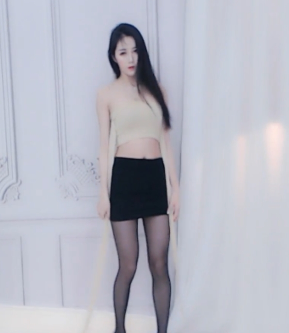 熊猫直播车老板成名之战超强合集179部21.5G，包含漏内与骆驼趾内容