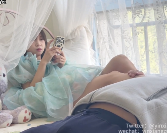 推特映像足拍1011月合集多V26G小脚盛宴