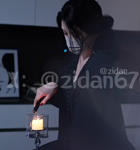 TikTok紫蛋43V私密福利40.2G绝密展示