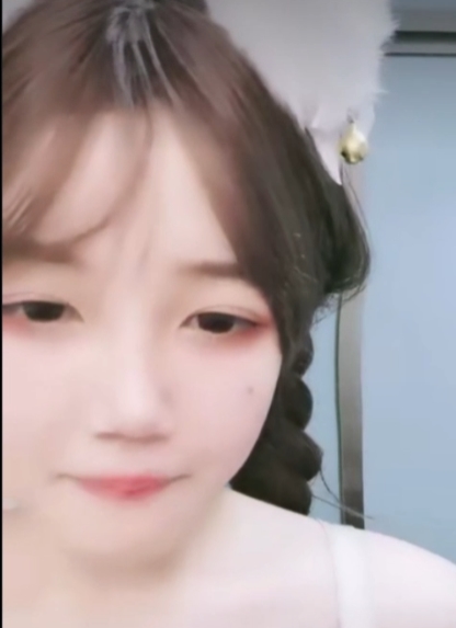 直播奶瓶清纯合集13部23.3G劲爆