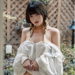 推特Aram热舞福利大包88部50G太顶了