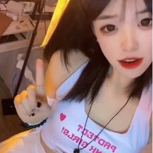 抖音美娇妻互动直播大合集214部4.98G这给作太顶了