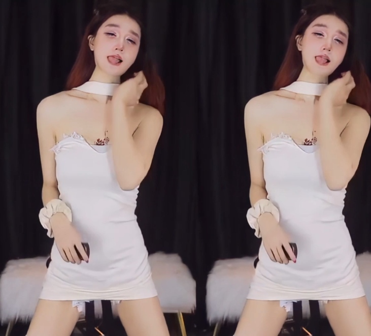 火辣周诗淇虎牙热舞洗澡6部1.51GB