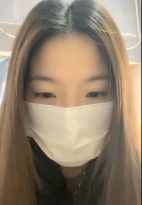 小贝贝宿舍偷播91部40G有尺度