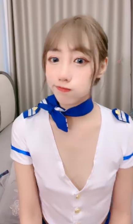 50部小怡流露服装合集32.9G超火辣实锤