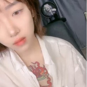 抖音清纯纹身妹热舞合集24部20G太顶了