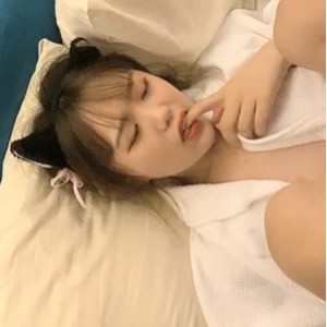 太顶了某音橙橙小妹子户外直播108G合集