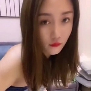 小语丝袜魅惑互动私拍1V315M妖娆身姿撩人