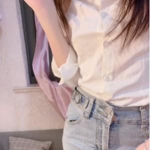 OnlyFans耀灵牛仔裤女上司定制剧情2V2G身材太惹火