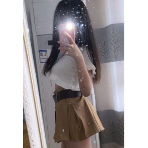 私密展示清纯白袜女大三人游3部2G反差实在太大了